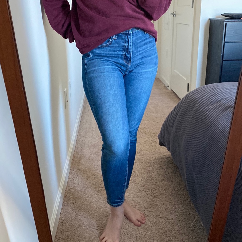 American Eagle High Rise Jeans